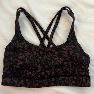 LIKE NEW lululemon Energy Bra size 4